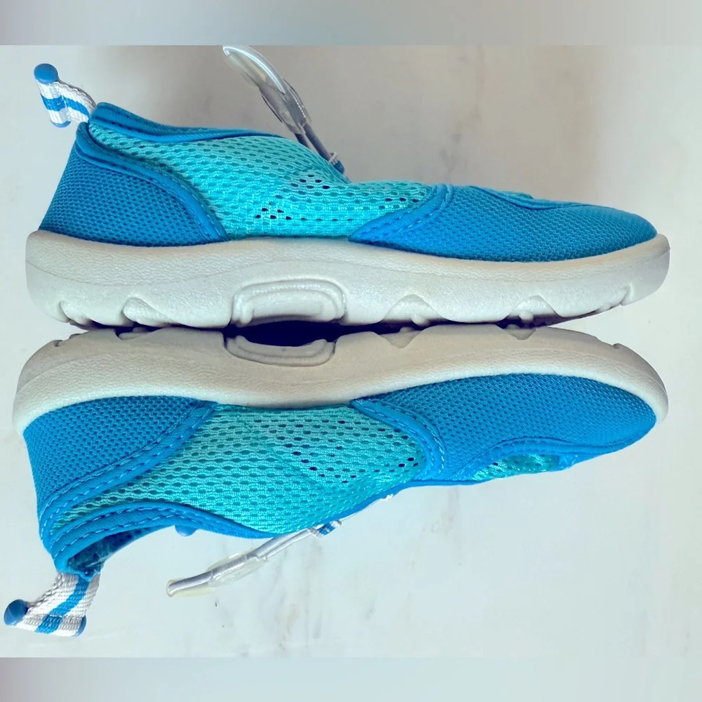 NWT Land's End Kids Watershoe Boys Girls Water Shoes Sneakers Turquoise Size 13M